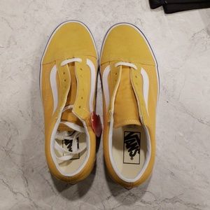 Brand New Old Skool yellow Vans
